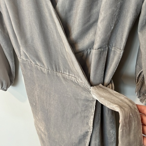 J Crew Velvet Wrap Mini Dress NWT Size 8P - Picture 3 of 7